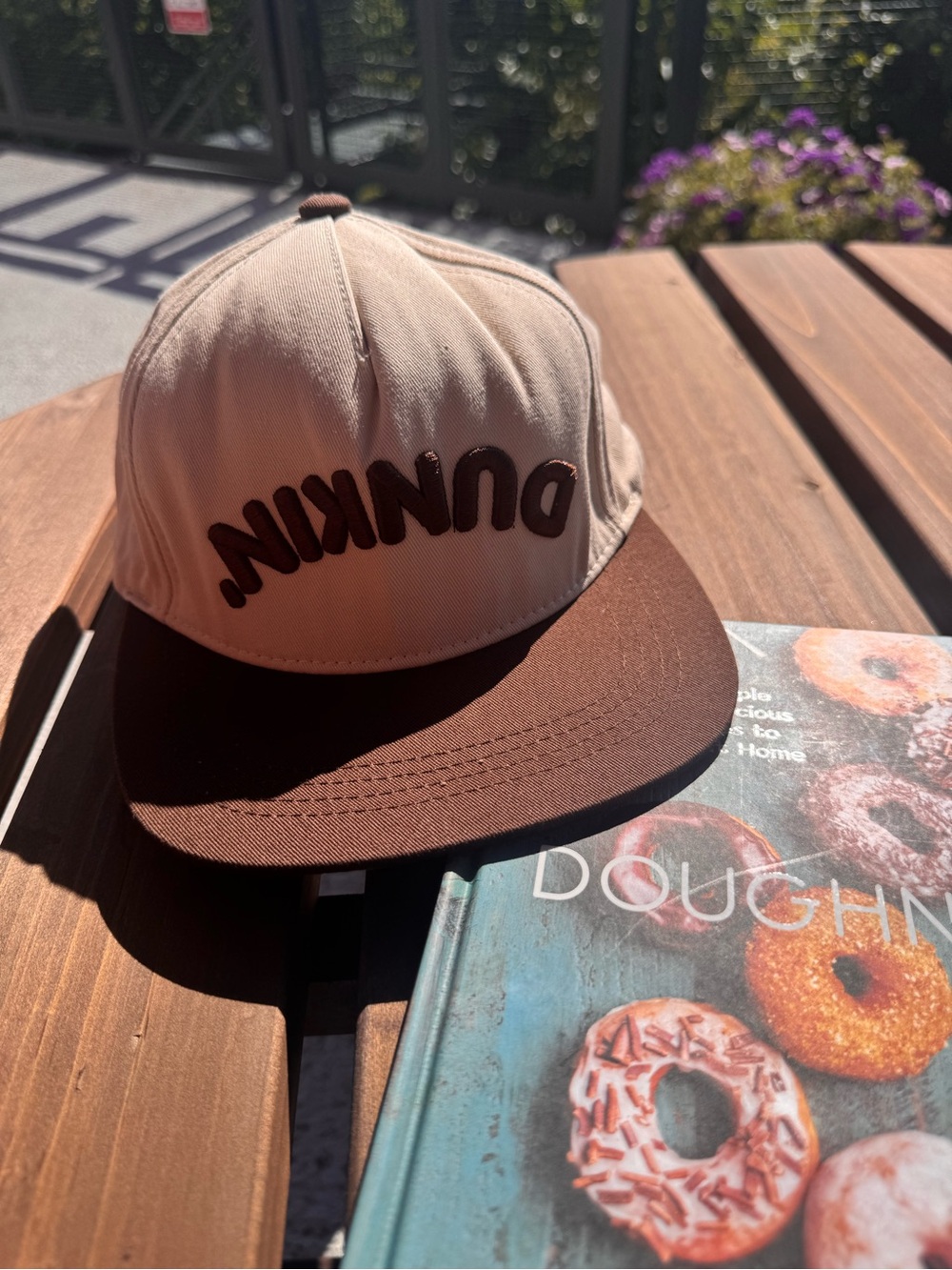 Dunkin “Selfie/Mirror” Hat in Two-Tone Brown and Cream Snapback in EUC